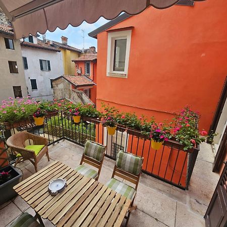 Il Cortiletto- Le Piazze Apartment เบรเชีย ภายนอก รูปภาพ